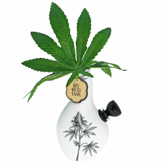Love Bud Water Pipe by My Bud Vase